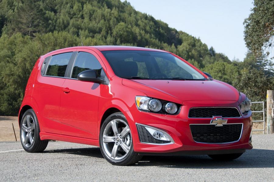  Chevrolet Sonic RS 2013 года  (фото 35 из 55)